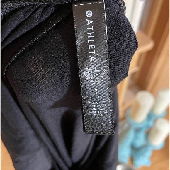 ATHLETA-STUDIO WIDE LEG PANT - Picture 5 of 5